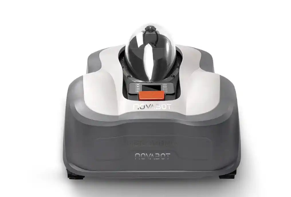 Robot tondeuse sans fil périphérique vue arrière avec station de charge et fil périphérique visible